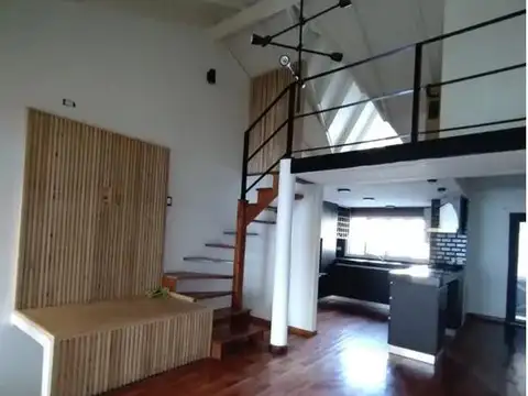 Alquiler Casa Premium en el Corazón de Lanusita