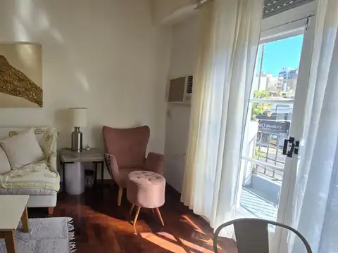Depto Tipo Casa 2 ambientes con 1 baño