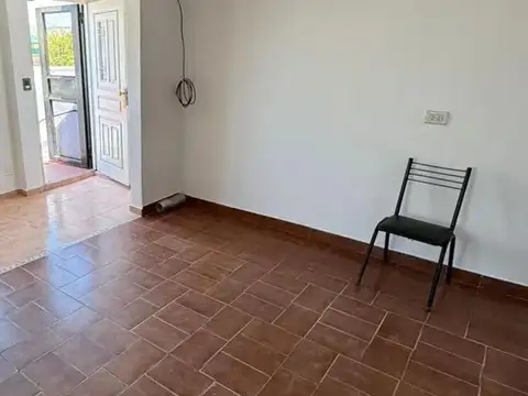 Depto Tipo Casa en Venta 25 años