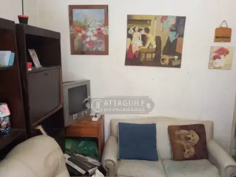 Casa 3 ambientes con 1 baño