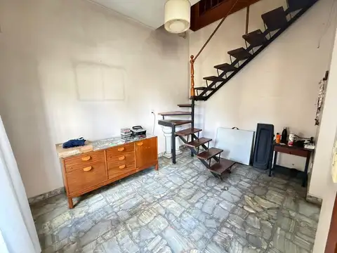 Casa 6 ambientes con 3 baños