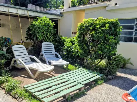 Casa en Venta con 4 cocheras