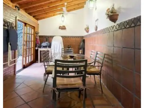 Depto Tipo Casa en Venta con 1 cocheras
