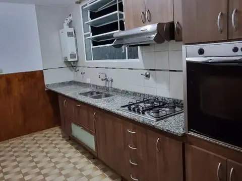 Cochabamba  100 - Piso 2º Dpto  B