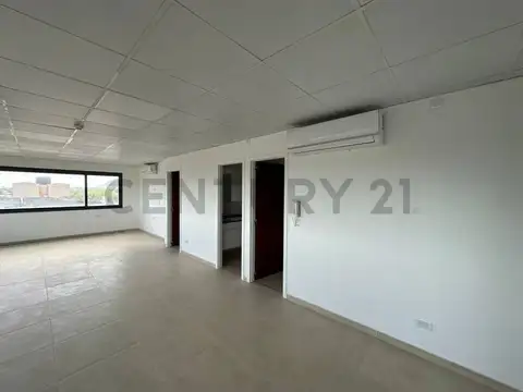 Oficina en Alquiler en Balcarce, $ 750.000