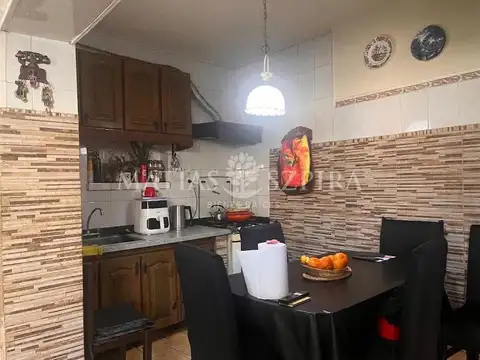 Depto Tipo Casa en Venta en Castelar Sur, USD 89.000