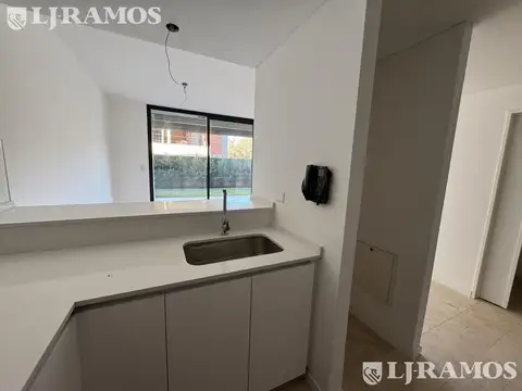 Departamento en Venta en Lomas de San Isidro, USD 530.000