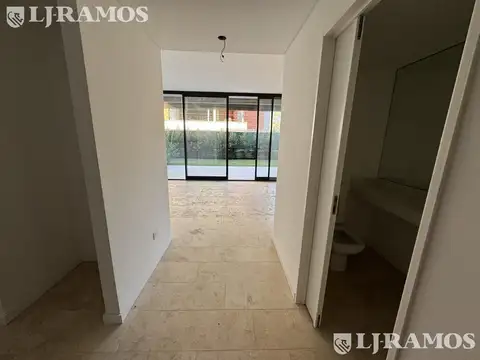 Departamento en Venta con 2 cocheras