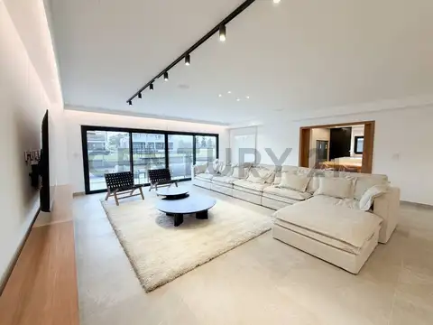 VENTA CASA A ESTRENAR , ORIENTACION NORTE EN EL YACHT.