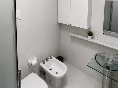 DEPARTAMENTO 2 AMB  IMPECABLE C/BAULERA 66m2