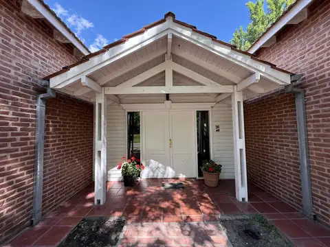 Casa en Venta al Oeste