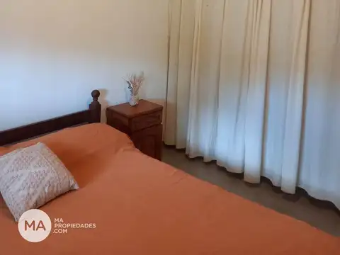 Casa 2 dormitorios con pileta en lote de 614 m² | Calchaquíes 1100 - La Estancia II - Roldán | Venta