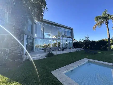 Casa en Alquiler Temporal al Este