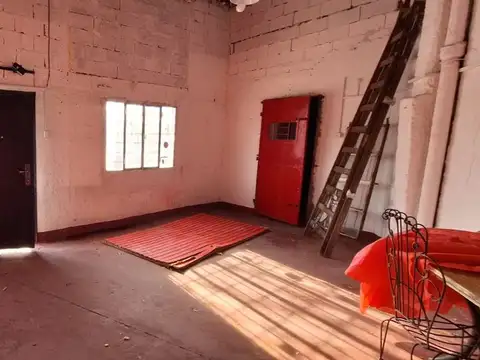 Alquiler local comercial excelente ubicación Colón