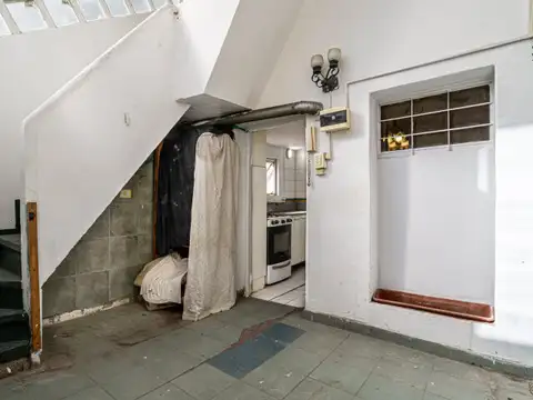 Depto Tipo Casa en Venta en Caballito, USD 105.000