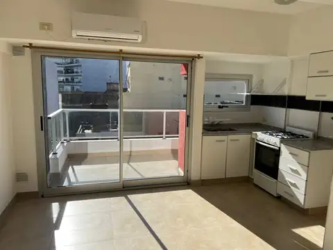 Departamento en Alquiler en Villa Devoto, $ 600.000