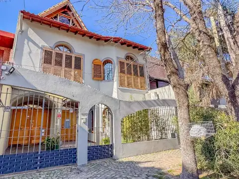 Venta Casa 5 Amb Jardin Qcho y Pileta Olivos Golf