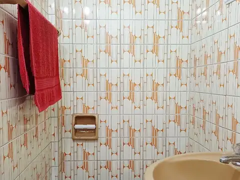 Depto Tipo Casa en Venta 50 años