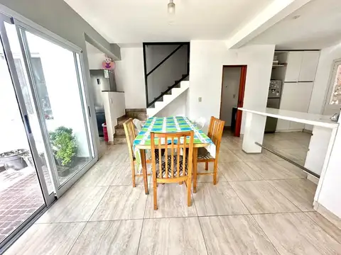 Depto Tipo Casa en Venta de 2 dormitorios