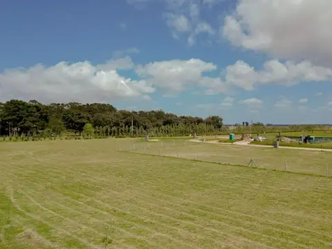 Terreno en Venta en Santa Elena, USD 21.000