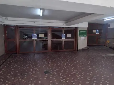 Cochera en  Retiro en Venta