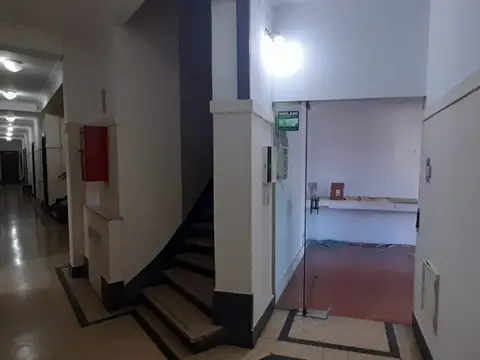 Roque Saenz Pena 1100, Piso 4