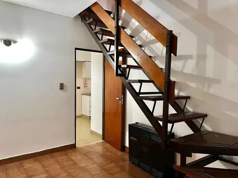 Casa en Alquiler con 1 cochera