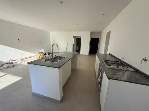 Casa en Venta en Pilar del Este - Santa Lucia, USD 195.000