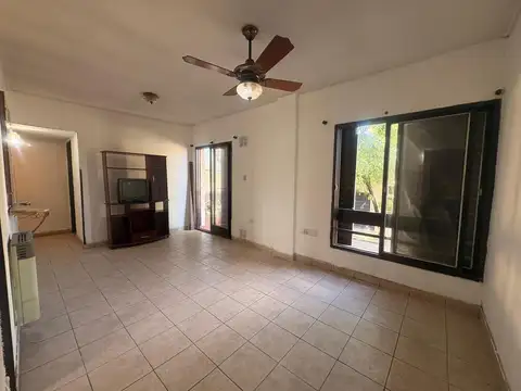 DEPARTAMENTO DE 2 DORMITORIOS CON BALCCON