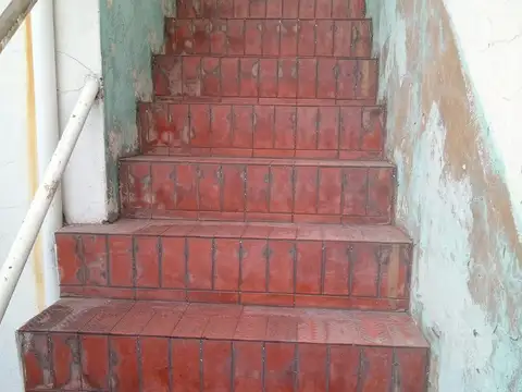 Casa 6 ambientes con 3 baños