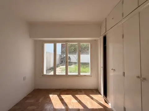 Depto Tipo Casa en Alquiler de 3 ambientes