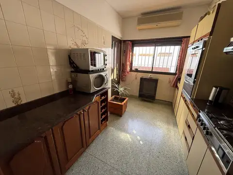 Depto Tipo Casa en Venta en Villa Dominico, USD 220.000