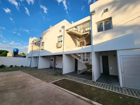 Depto Tipo Casa en Venta de 1 dormitorio