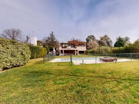 Casa en Venta de 4 dormitorios