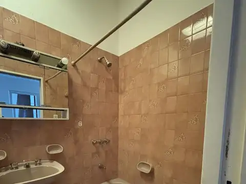 Casa en Venta en Moron Sur, USD 220.000