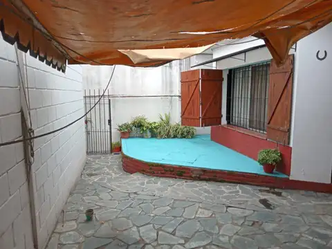 Depto Tipo Casa en Venta de 3 ambientes