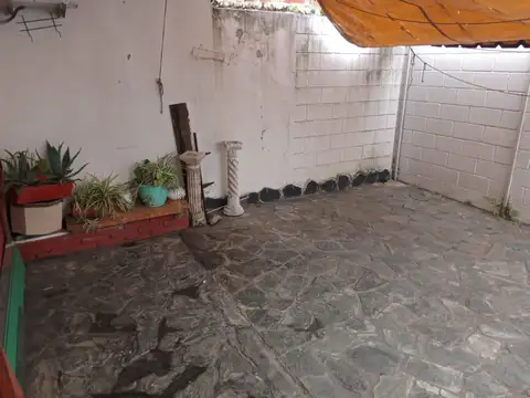 Depto Tipo Casa en Venta en Jose Leon Suarez, USD 60.000