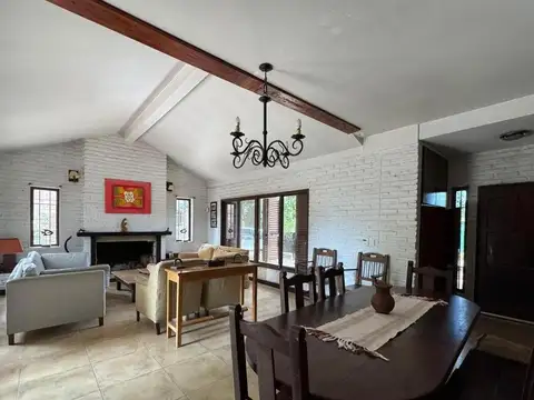 Casa en Venta de 5 dormitorios