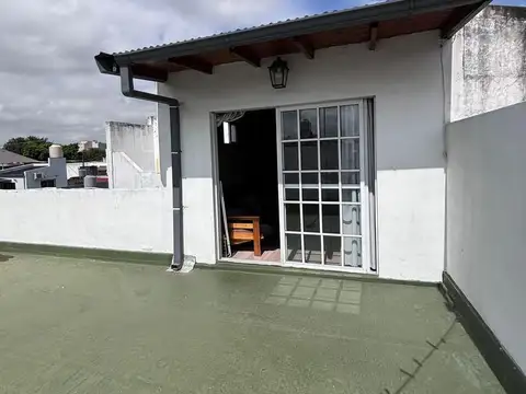 Depto Tipo Casa en Venta 25 años