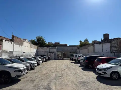 SE VENDE TERRENO, POTENCIAL COCHERA - CATAMARCA