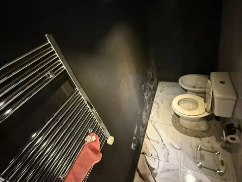 GALPÓN EN VENTA URGENTE / 150 M2 / RAMOS MEJIA