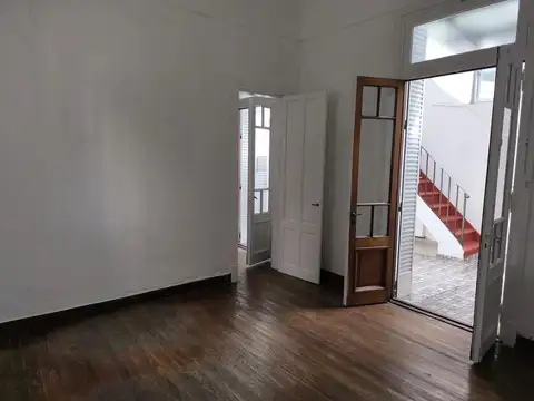 Excelente PH 4 amb sin expensas con terraza y parrilla