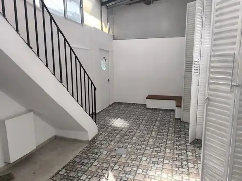Depto Tipo Casa 4 ambientes con 1 baño