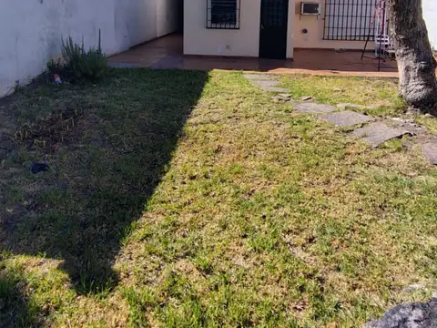 Casa en Alquiler en Moron, $ 1.070.000
