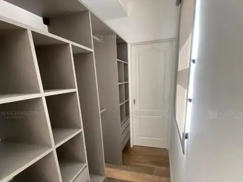 Casa  en Venta en Lomas de Zamora, G.B.A. Zona Sur, Argentina