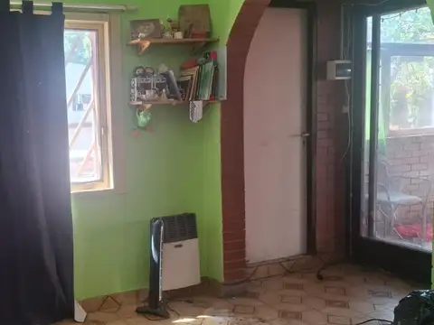 Casa en Venta en Chacarita, USD 260.000