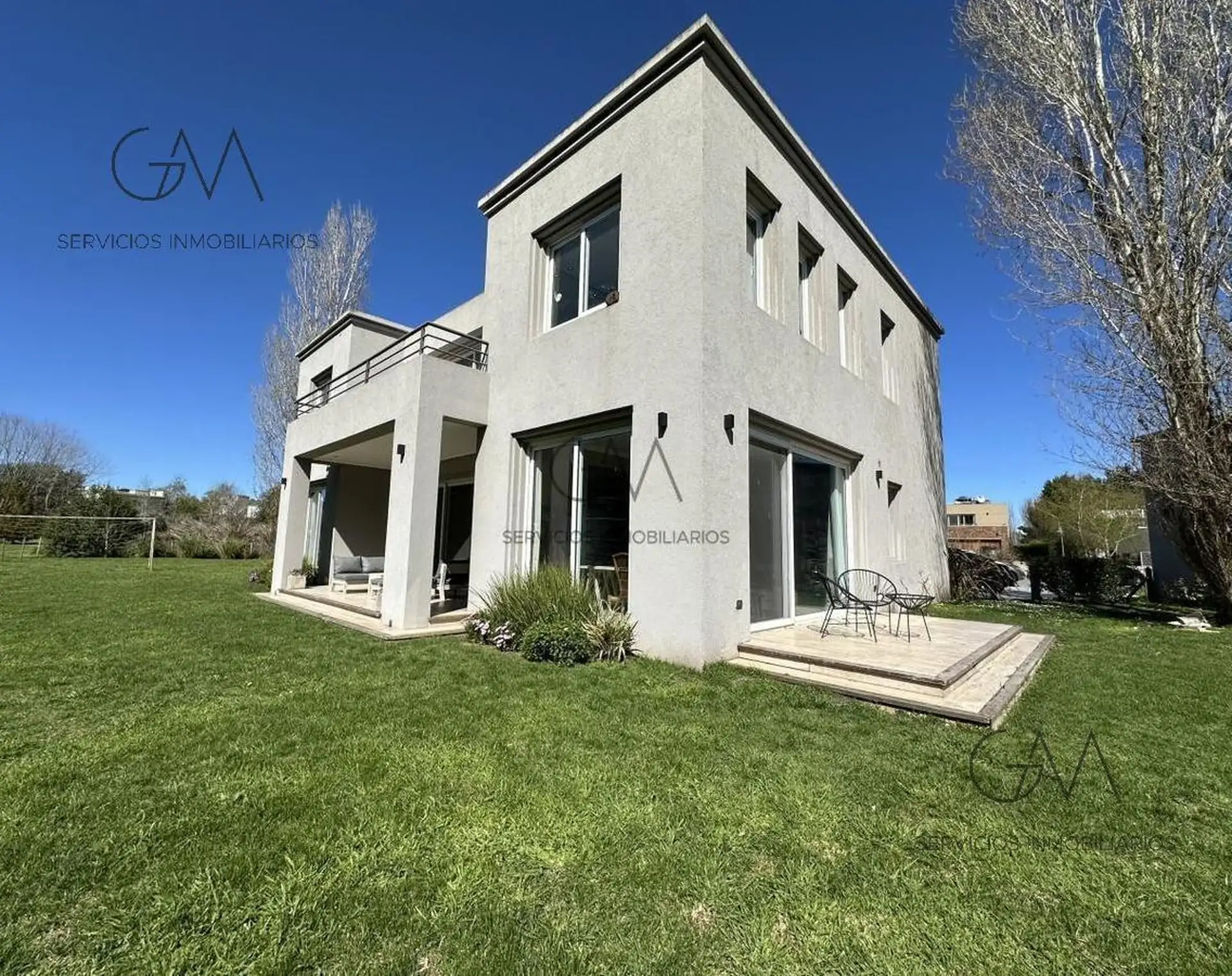 Casa en Venta Barrio Privado Rumenco