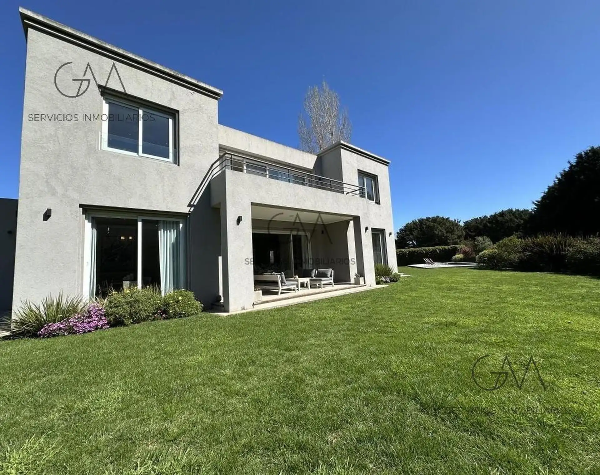 Casa en Venta Barrio Privado Rumenco