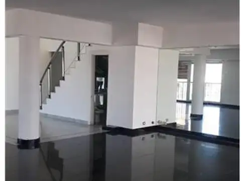 Departamento en Venta de 6 ambientes