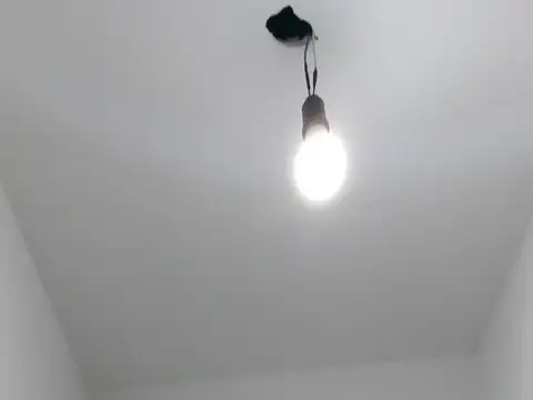 AMPLIO MONOAMBIENTE A ESTRENAR CON VISTA LATERAL A LA PLAZA EJERCITO DE LOS ANDES